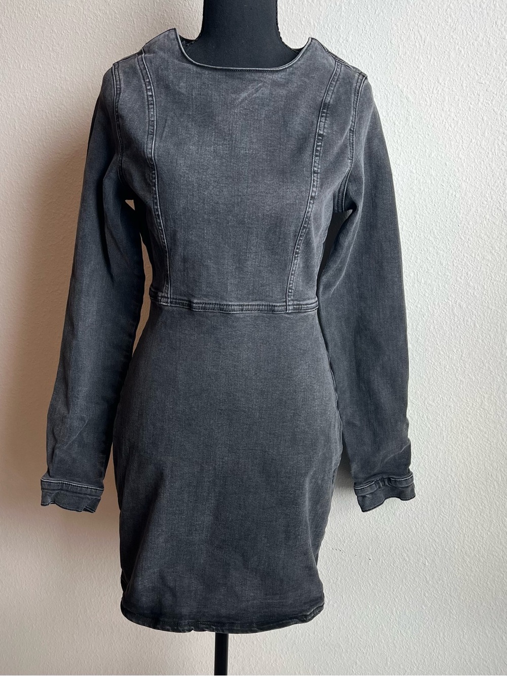 Noisy May NMPELLA Dark Charcoal Washed Denim Fitted Waist Mini Dress S - Picture 3 of 9